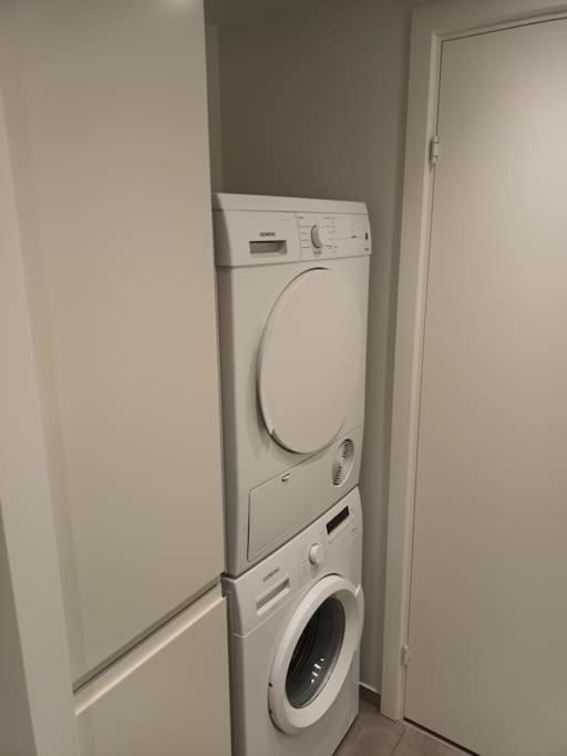 Fully Equipped Apartment, 15 Min To Downtown